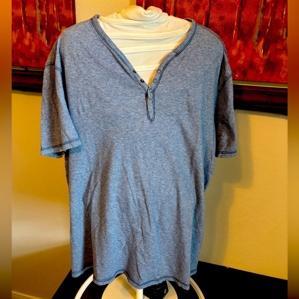 John Varvatos nice short sleeve shirt🤳